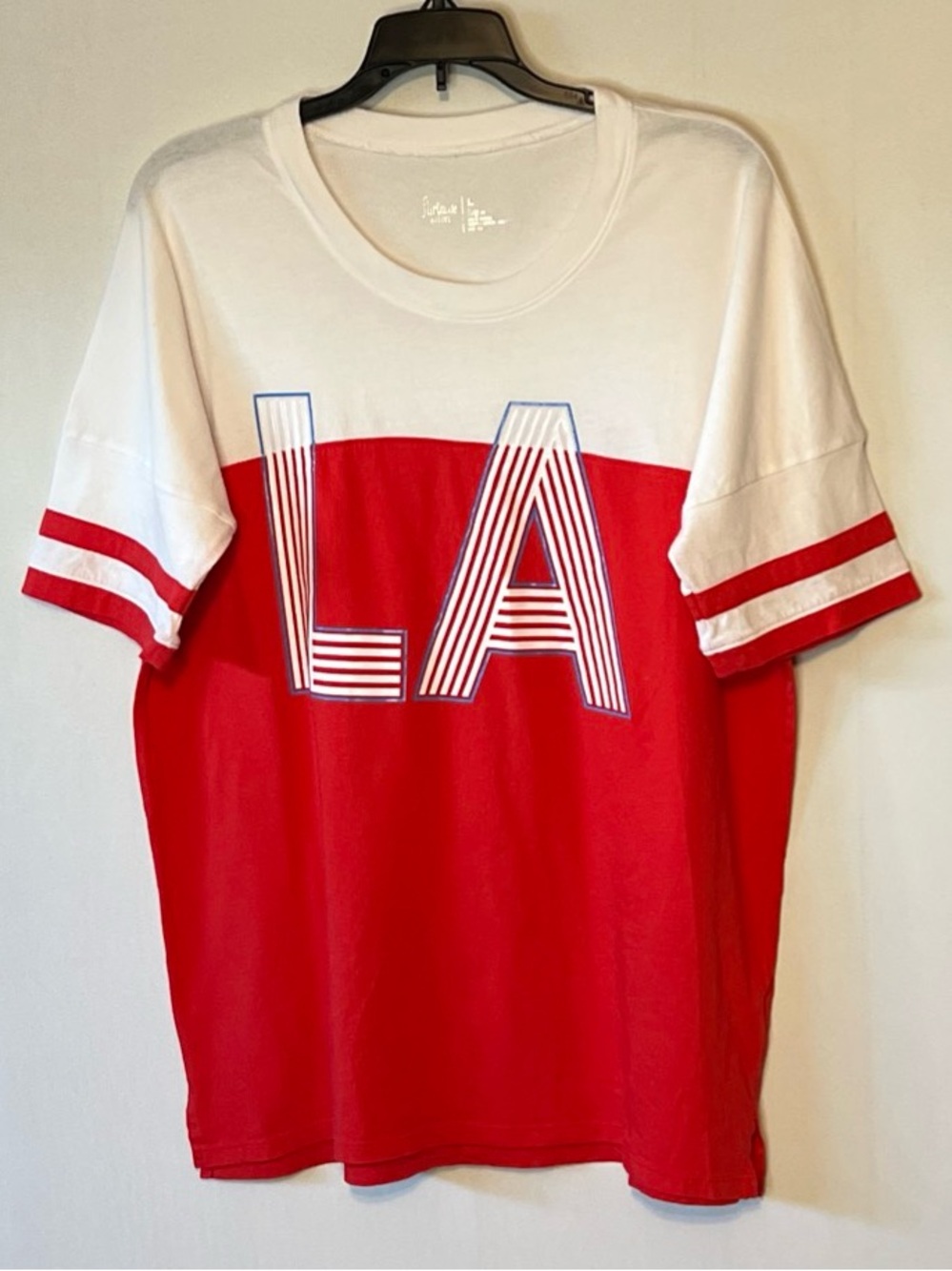 Red White And Blue Flirtitude Active Short Sleeved L A Size Large.